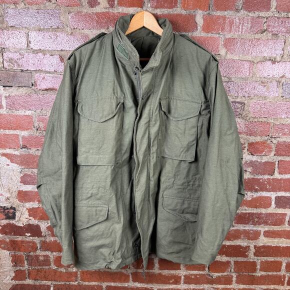 Vintage US Army M-65 Field Jacket Mens Medium Regular Olive OG-107 Military - Picture 1 of 6